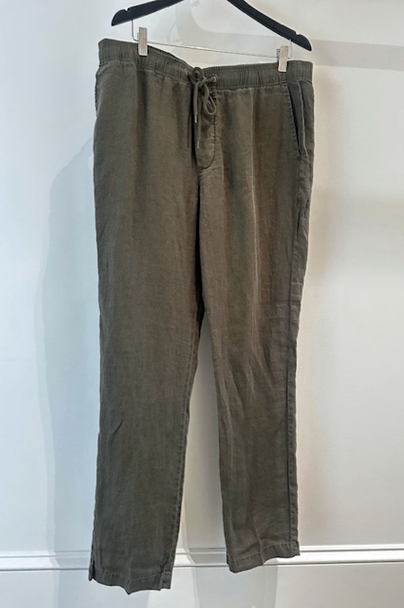 James Perse Lightweight Linen Pant, Army green pigment