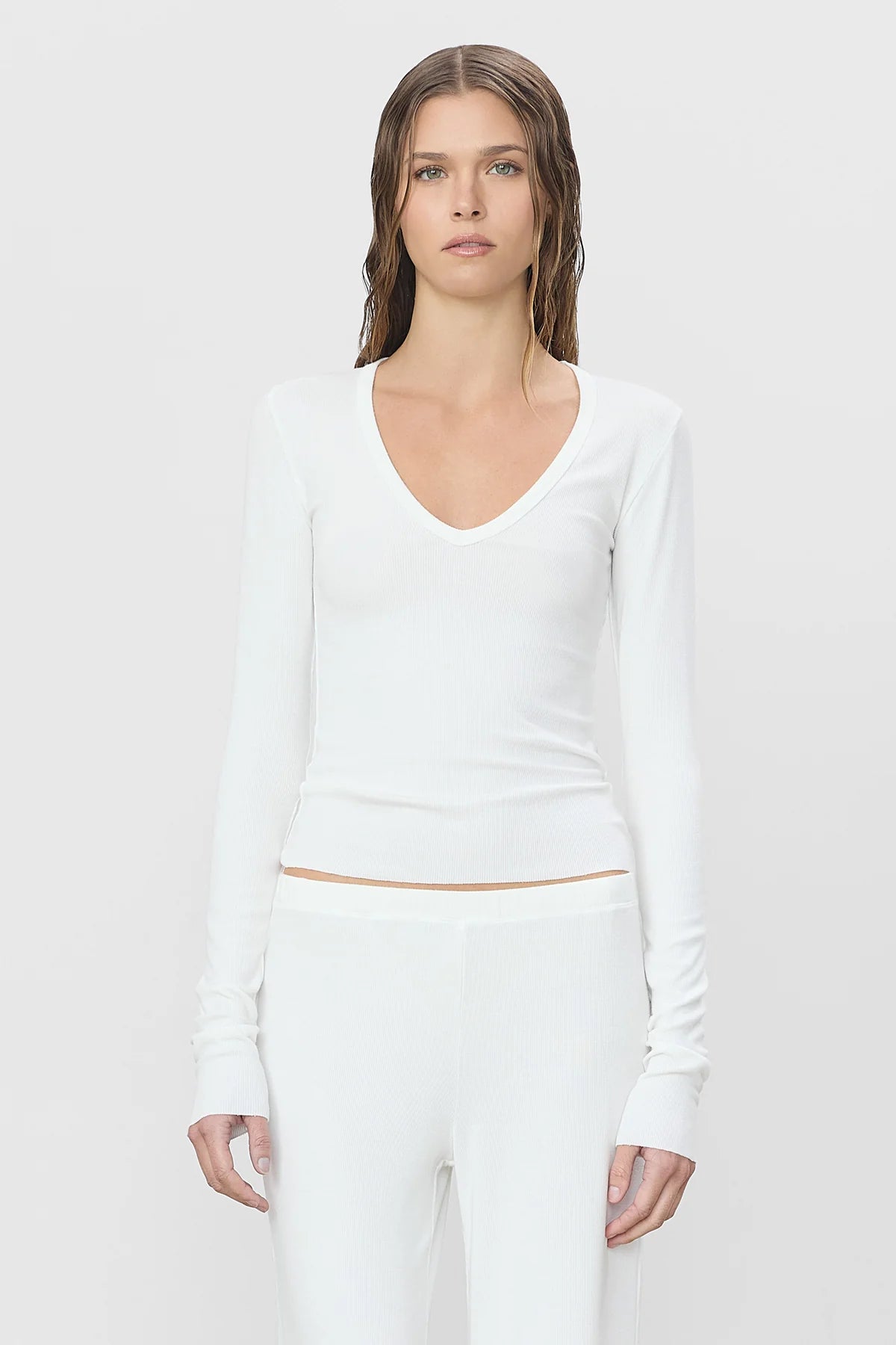 Eterne Long Sleeve V-Neck Top-White