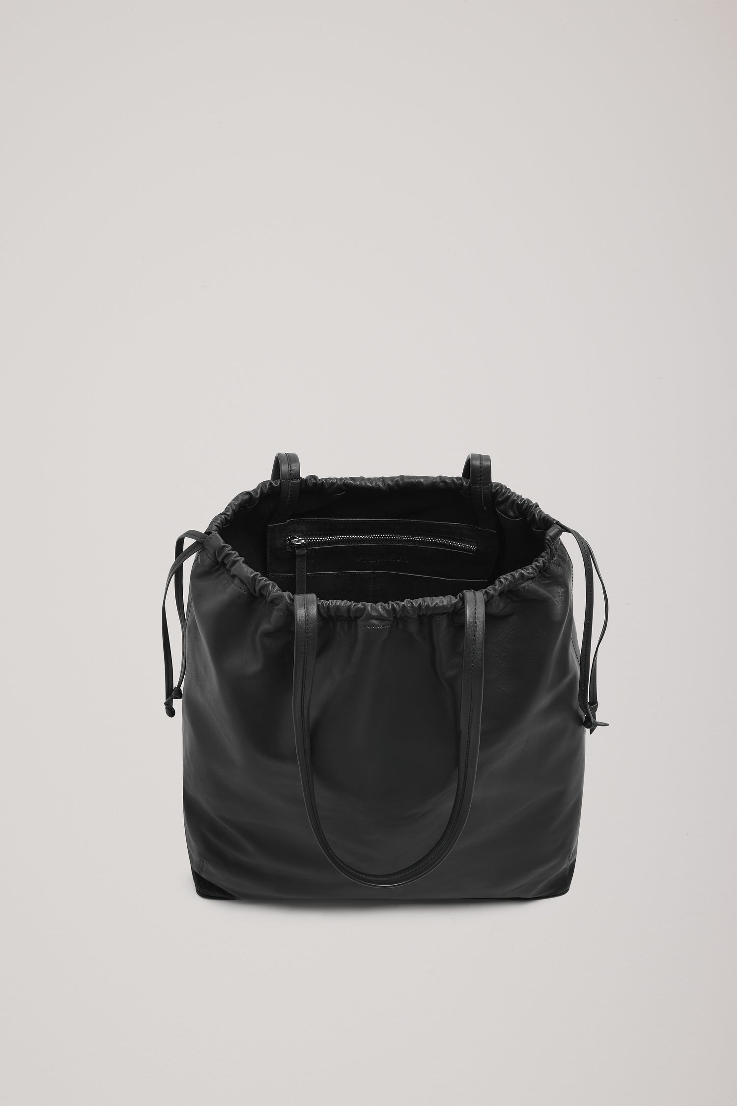 A Emery Sibella Bag-Black