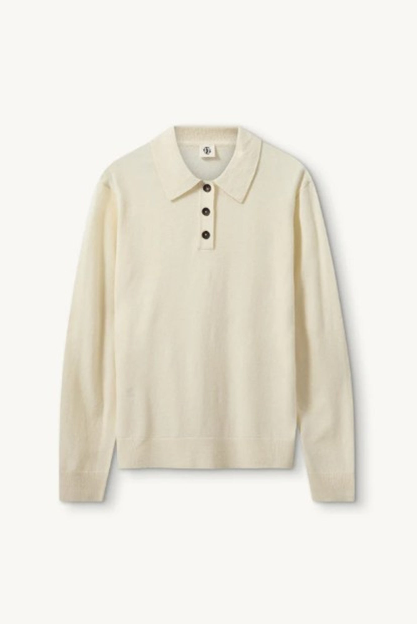 flat lay of the Garment como polo sweater
