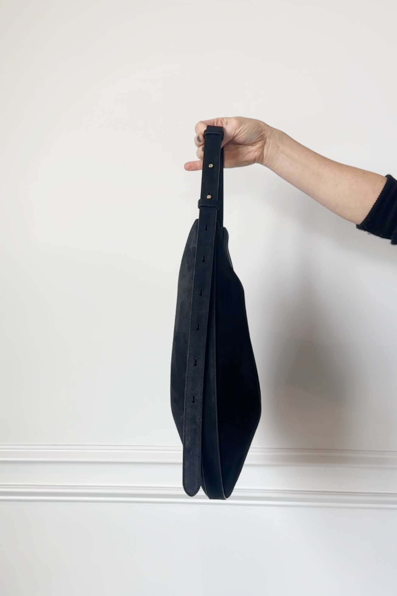 image of the aesther ekme hobo handbag in black suede
