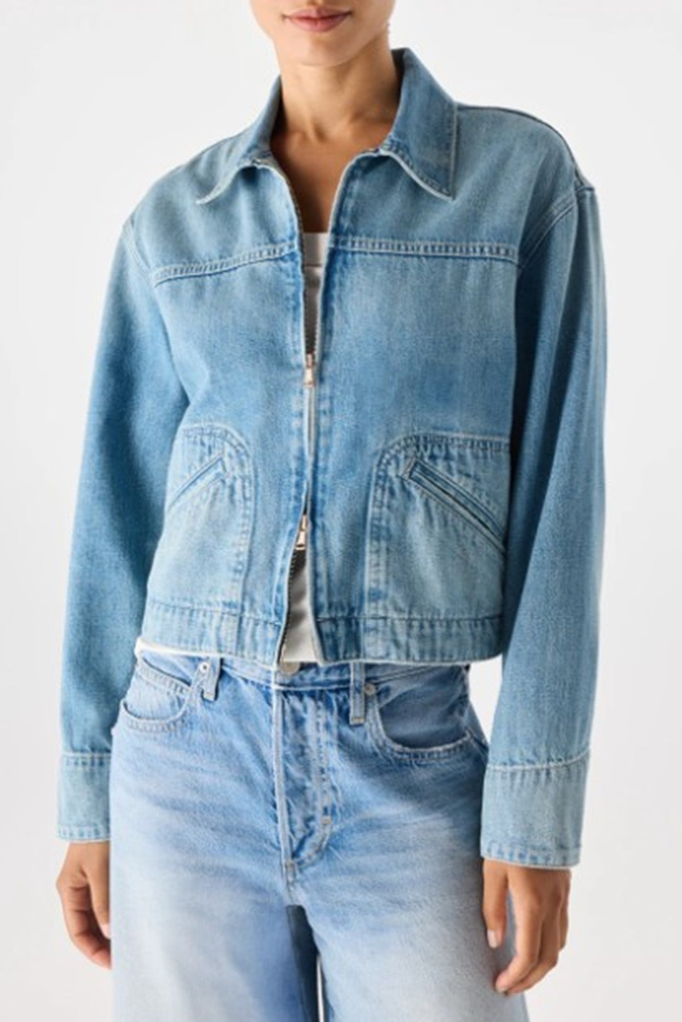 image of a model wearing the Amo Mandy Jacket