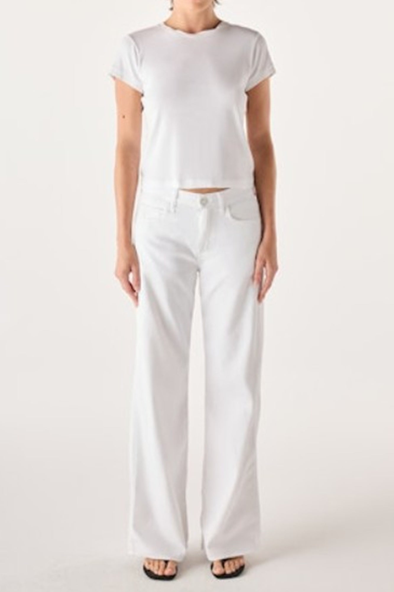 Amo Regina Mid Rise Wide Leg Jeans