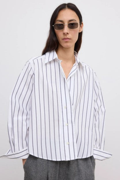 Dagmar Cropped Shirt, White Black