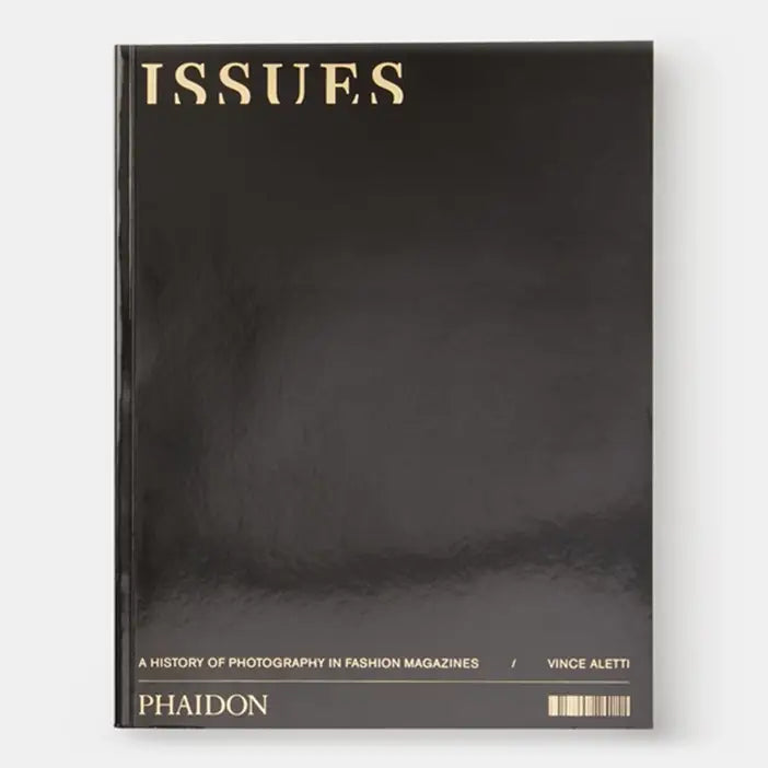 Issues: A History Of Photography In Fashion Magazines