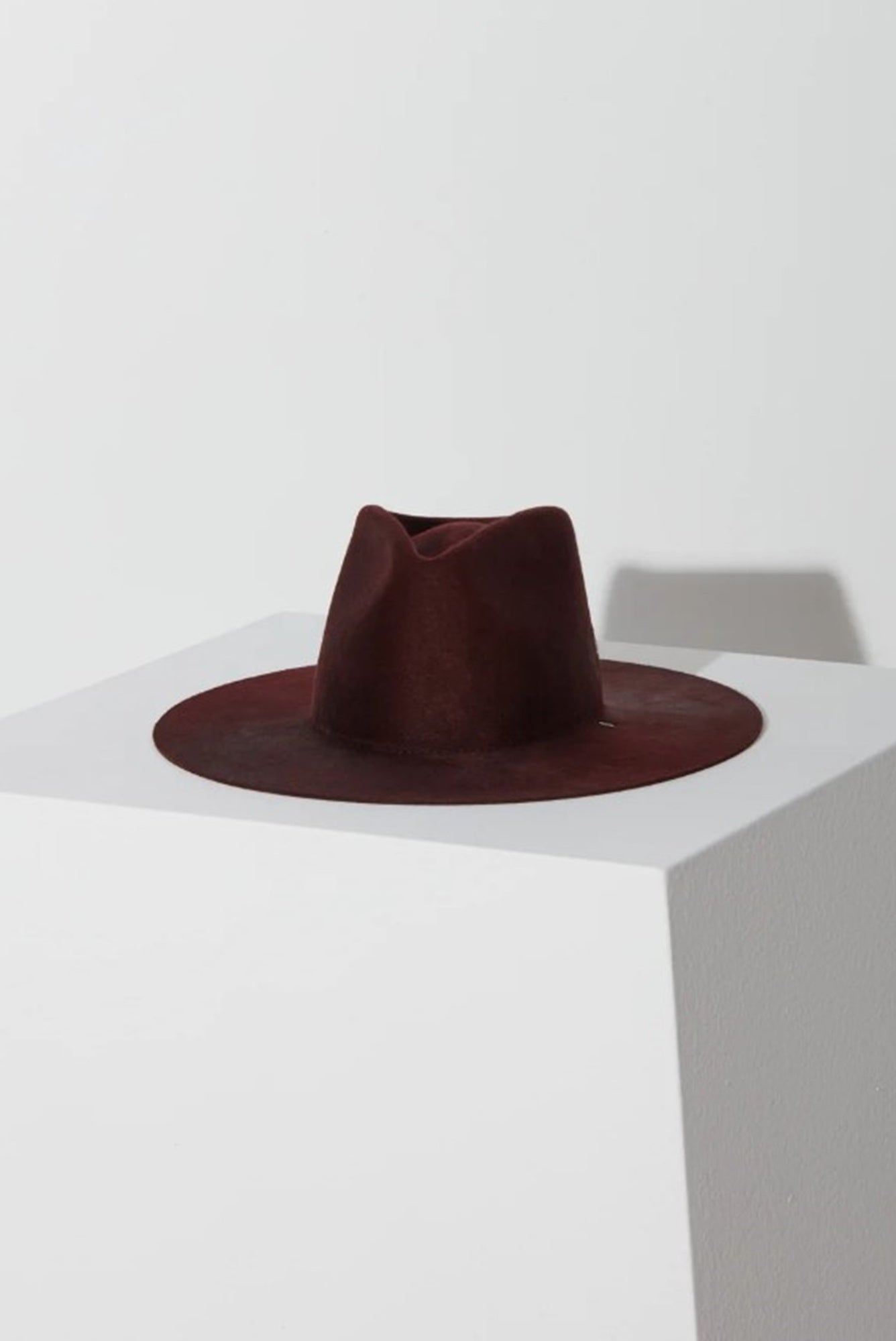 Image of the janessa leone sabina hat in burgundy