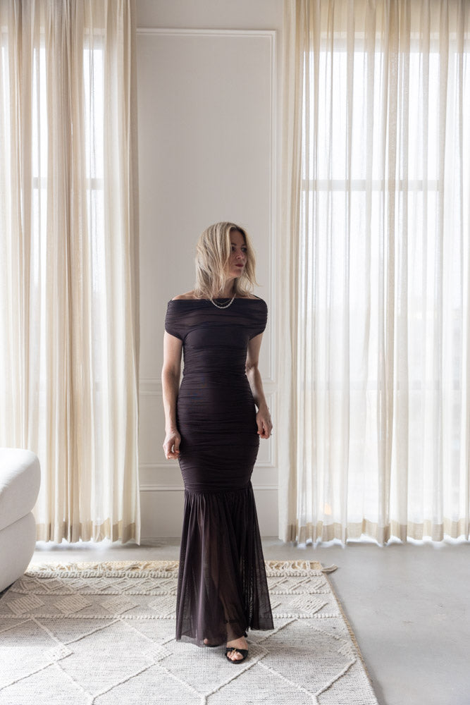image of a woman wearing the Seroya Noel Gown