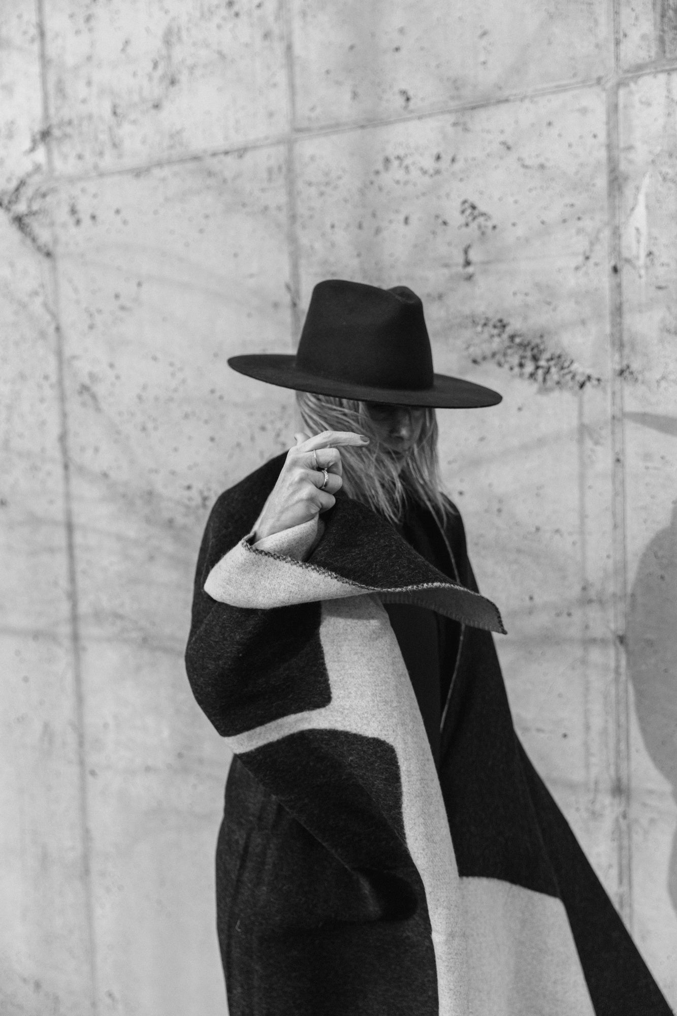 Blacksaw Generation Reversible Throw