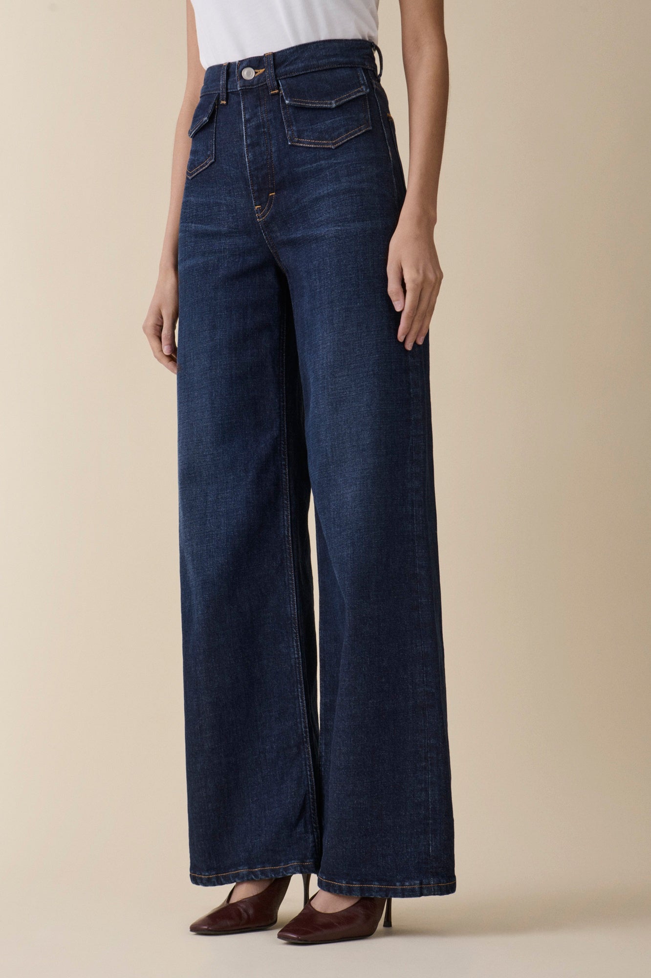 image of a model wearing the Jeanerica Venice Jeans in Amido Blue