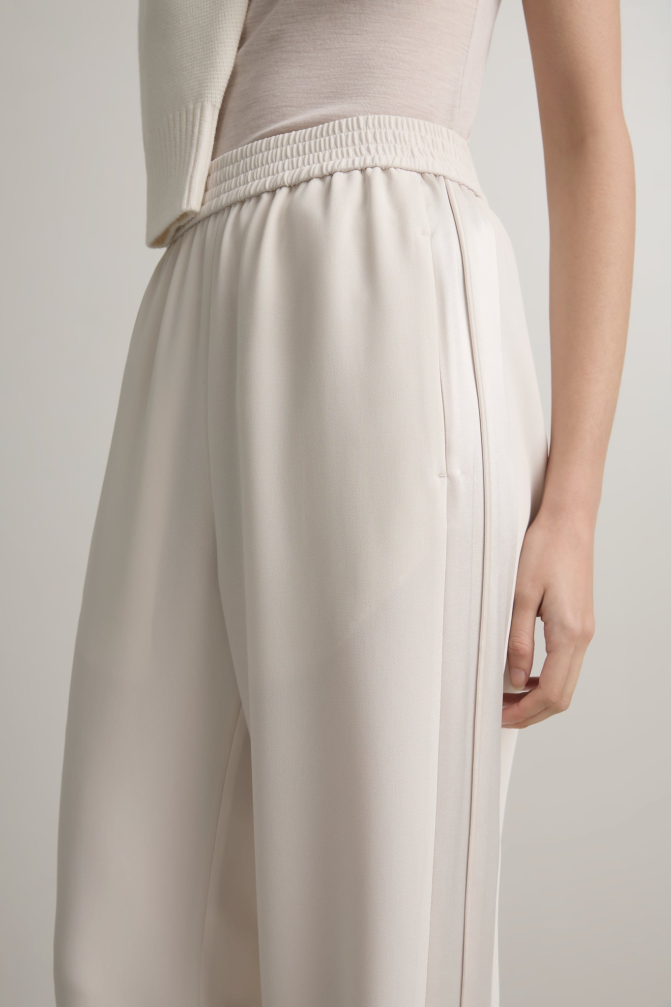 A Emery Angus Pant-Oyster