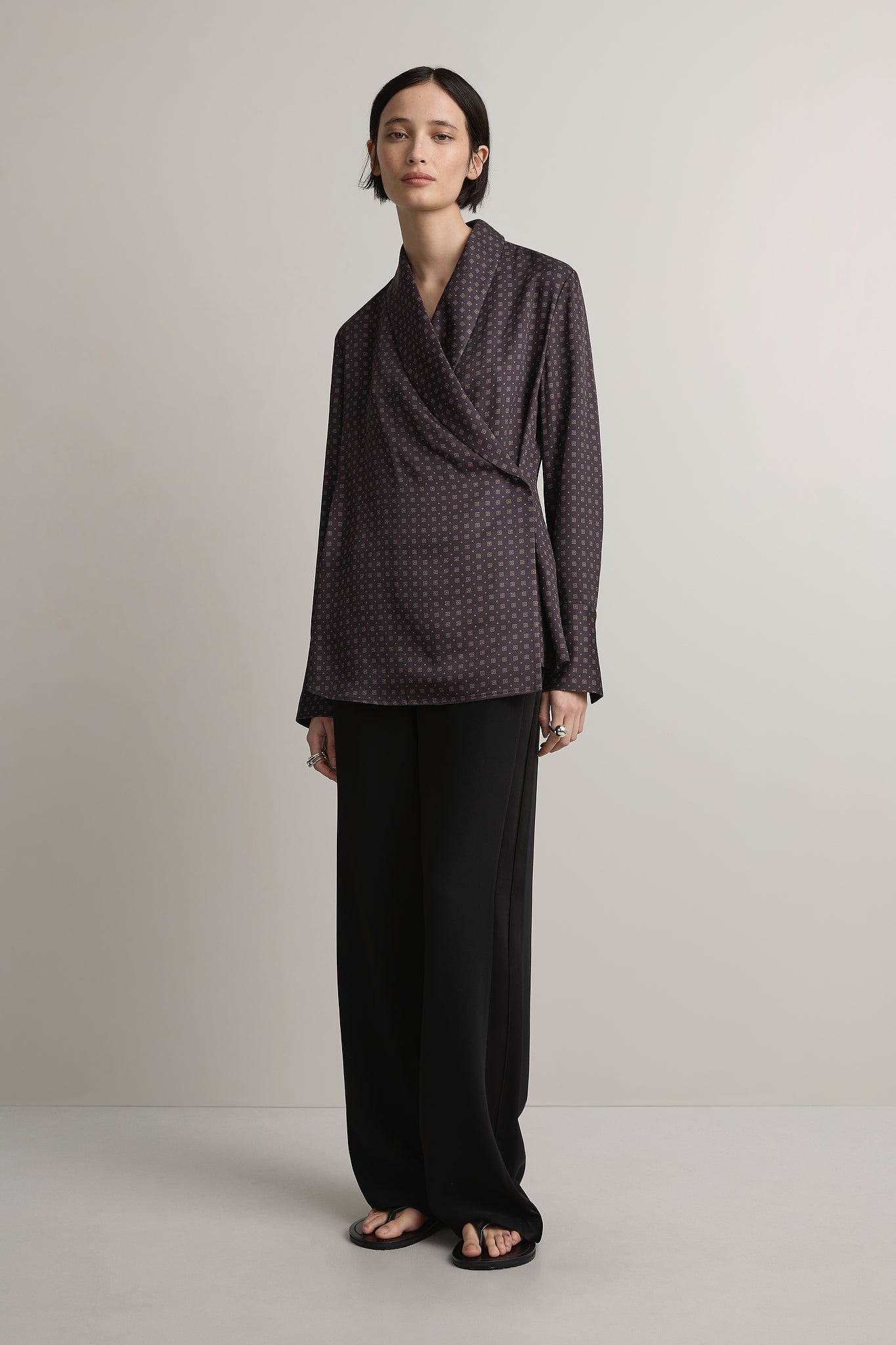 A Emery Lea Shirt-Ink Foulard