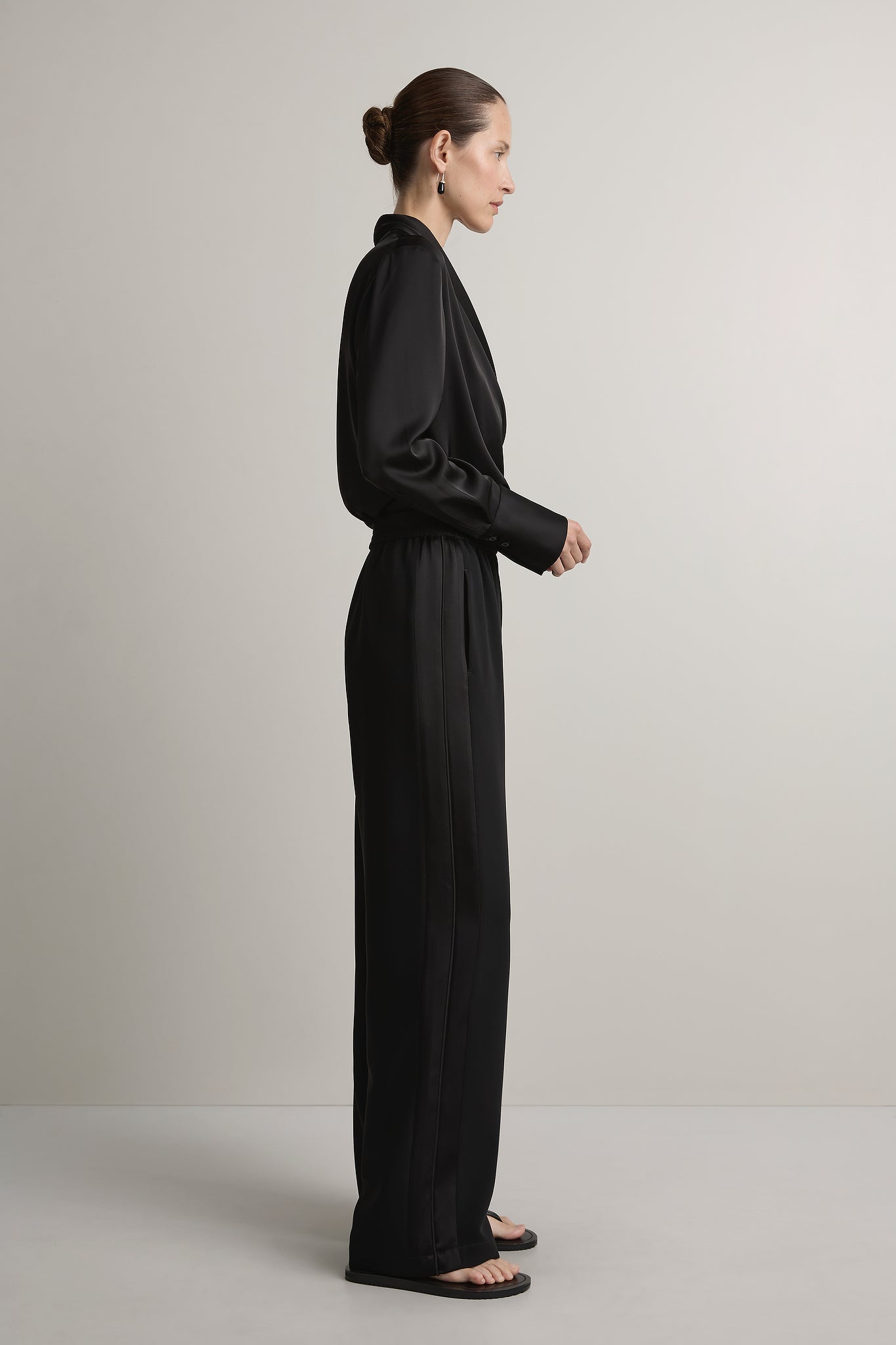 A Emery Angus Pant-Black