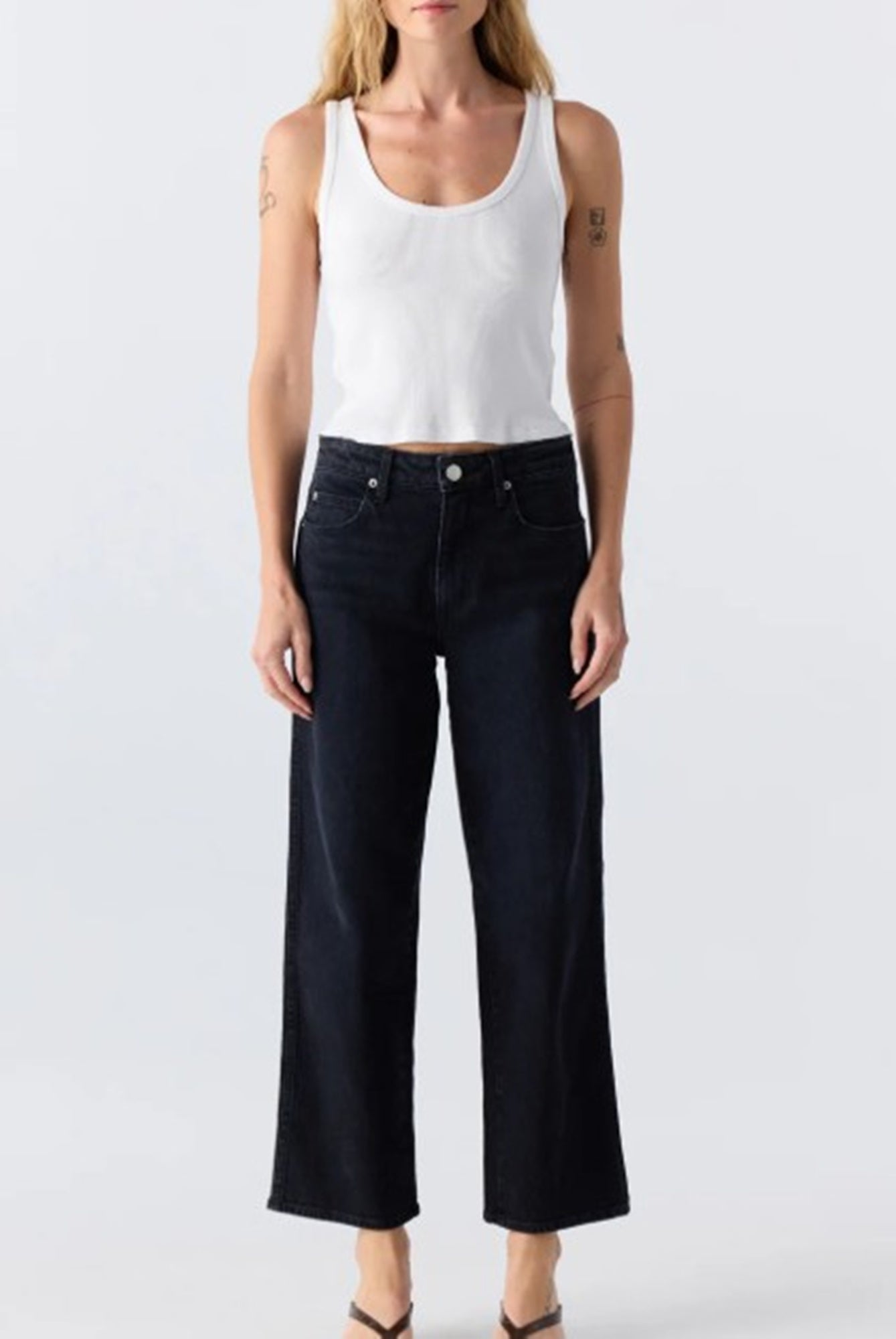 Amo Billie Loose Fit Jeans