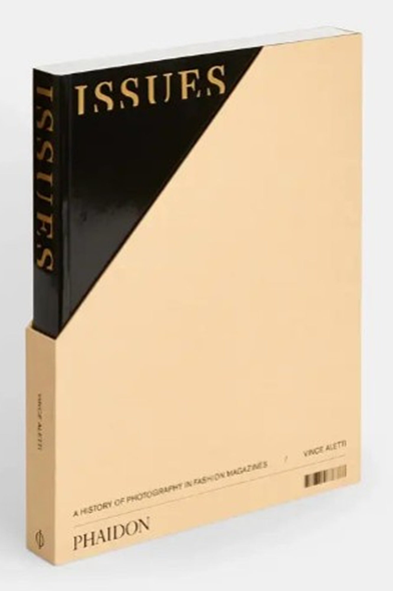 Issues: A History Of Photography In Fashion Magazines