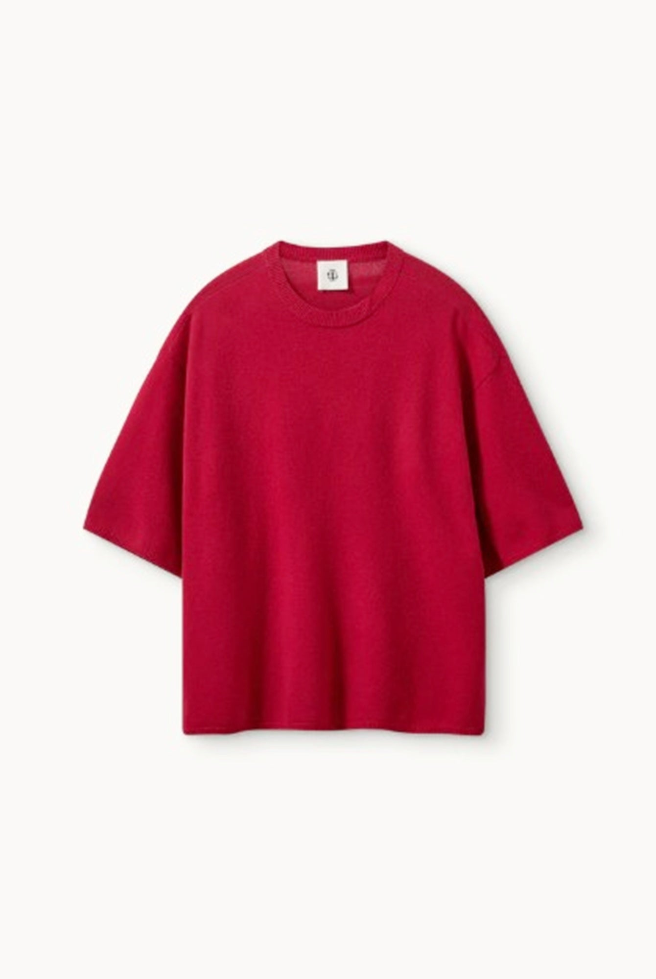 flat lay of the Garment como oversized tee