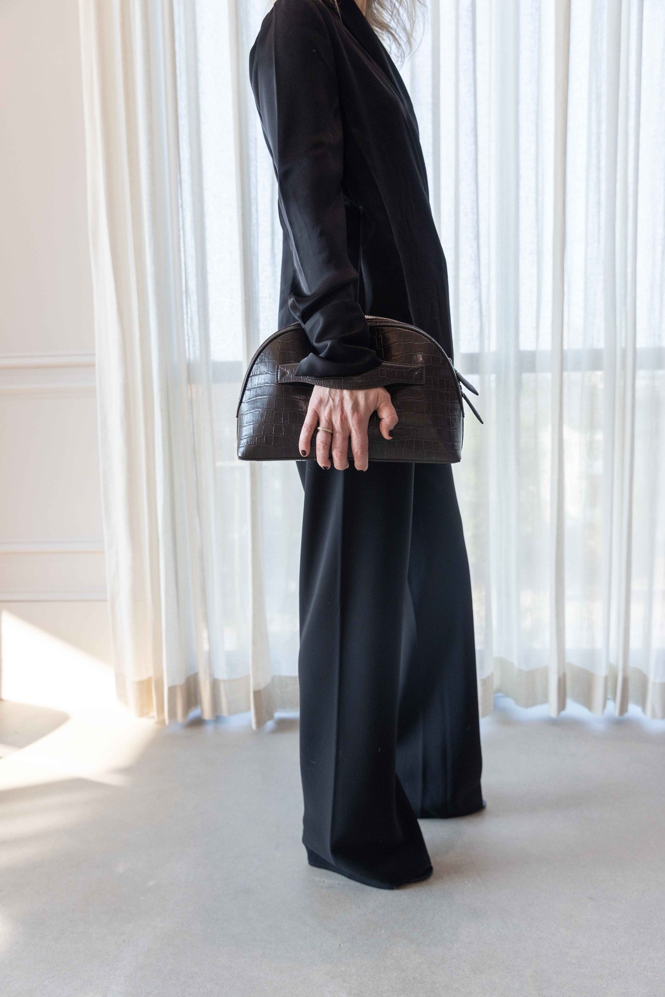 A Emery Halloran Clutch-Bistre Croc