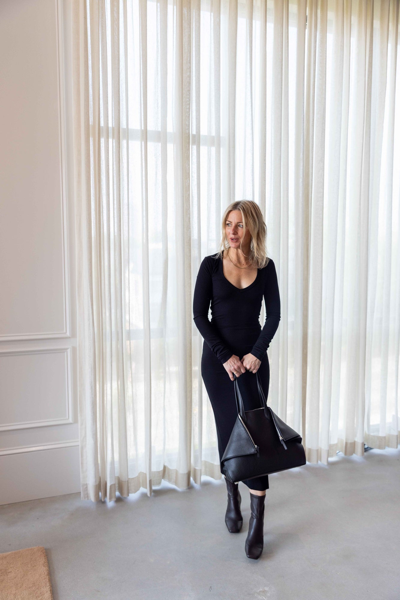 Eterne V-Neck Midi Dress