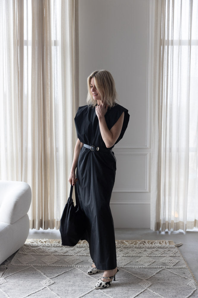 image of a woman wearing the Alysi Long Poplin Dress