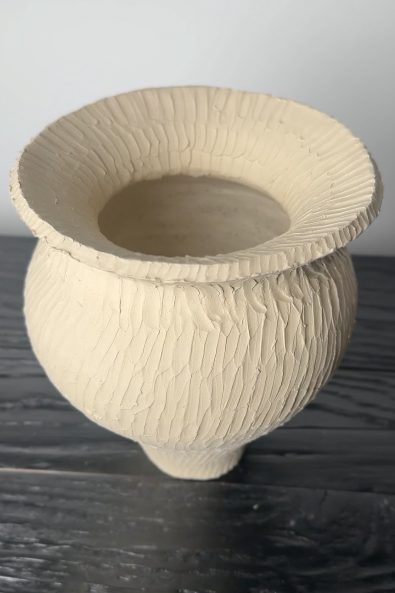 photo of amanda hummes hand crafted textured vase top view