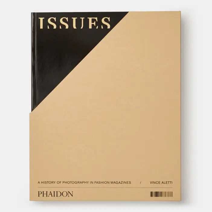Issues: A History Of Photography In Fashion Magazines