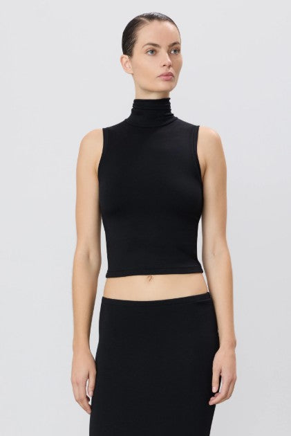 model wearing the eterne harlow top in black