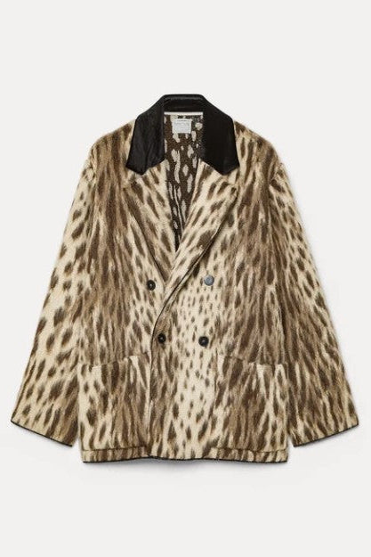 Forte Forte Royal Leopard Jacquard Double Breasted Coat in Giallo Oro, boxy wool-alpaca spotted jacquard coat with black collar, flat front view