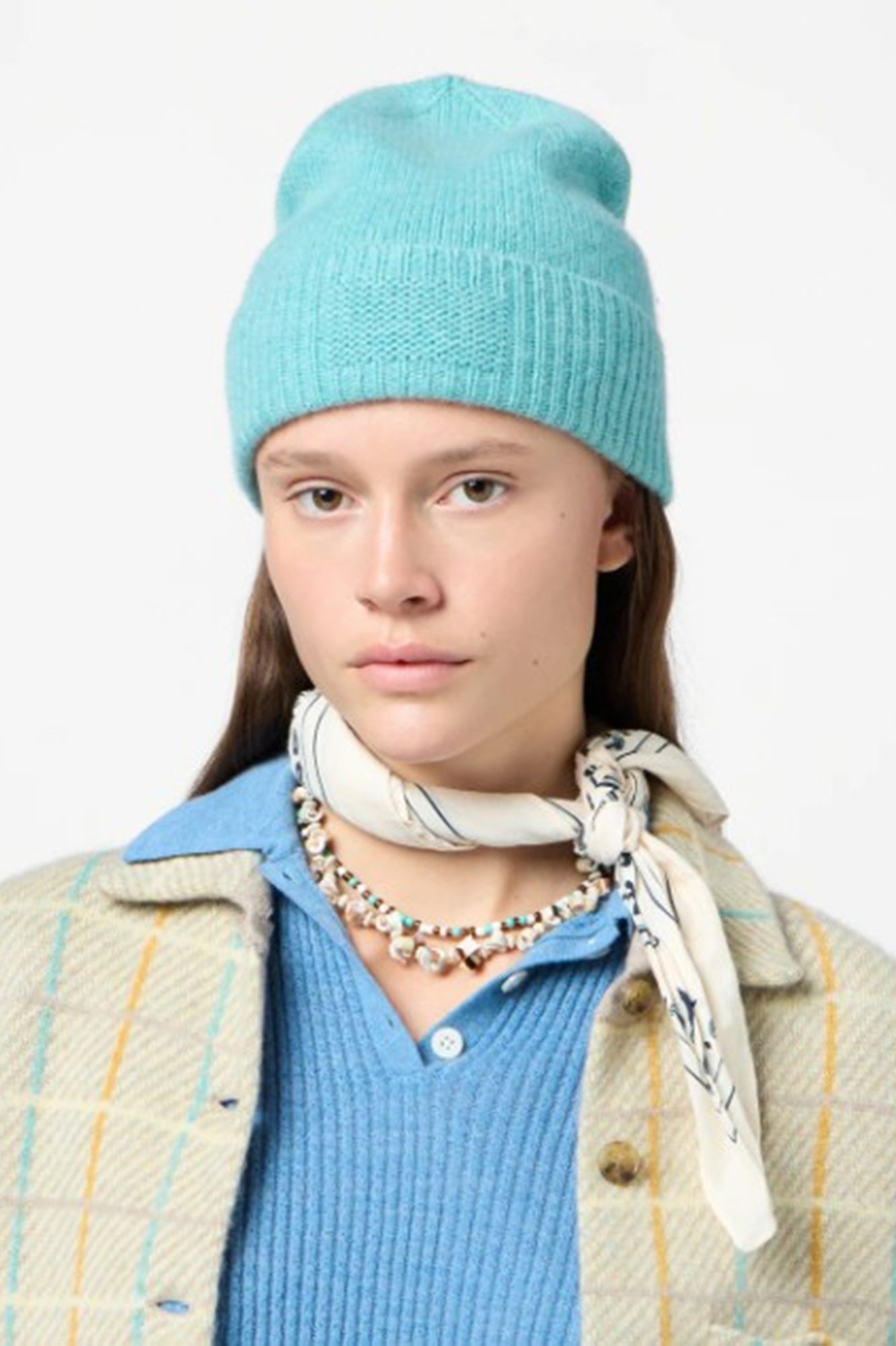model wearing the guest in residence ribbed cuff beanie in turquoise