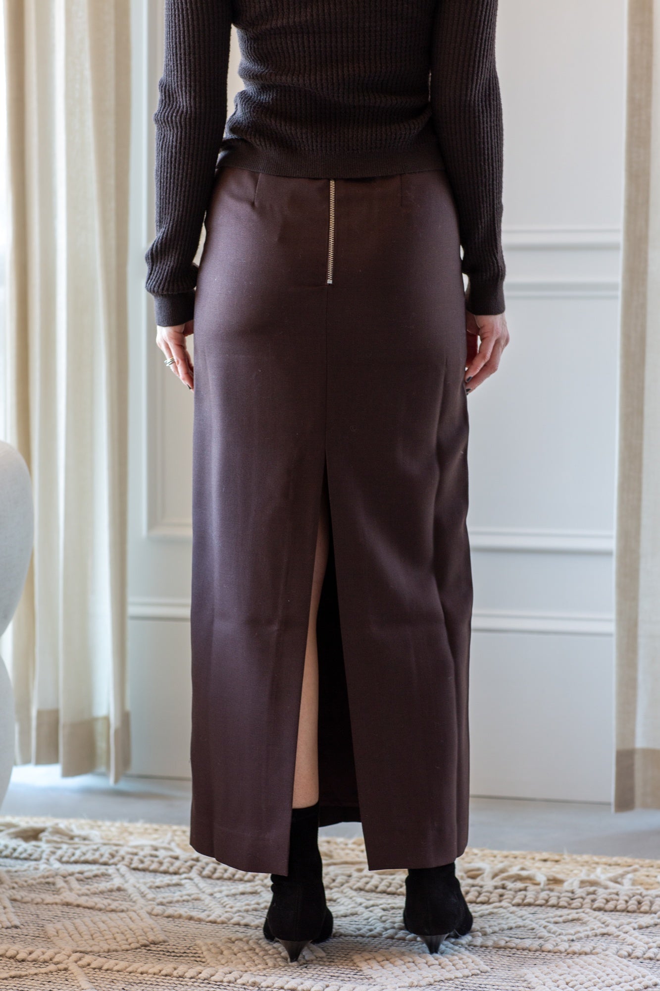 woman wearing the house of dagmar pencil skirt in brown