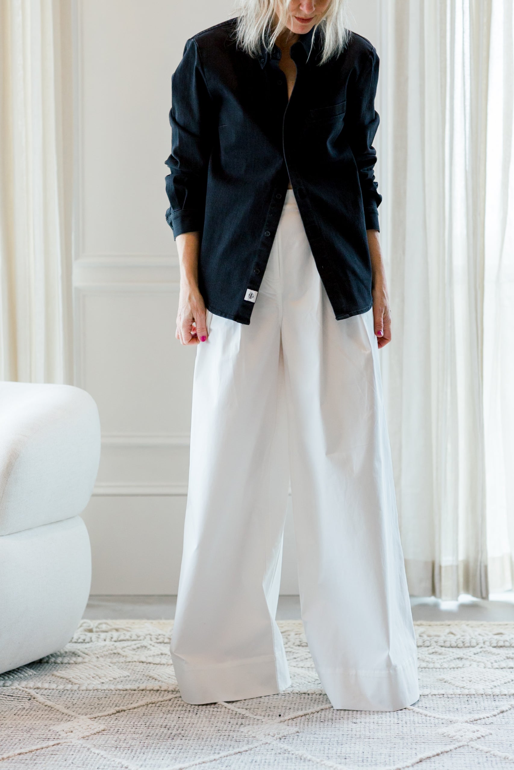 image of a woman wearing the garment avelino pants